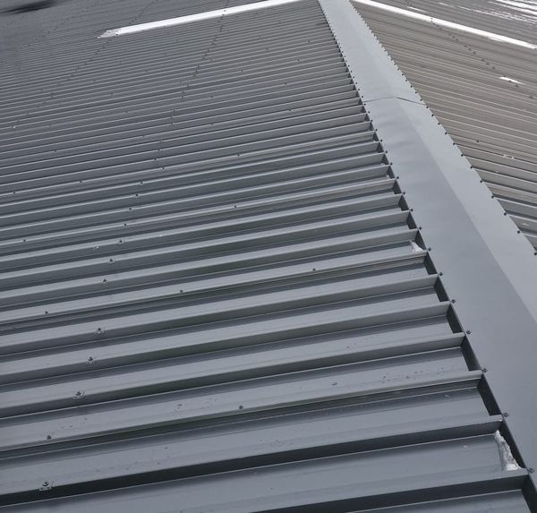 Sandwich Panel Roof Systems